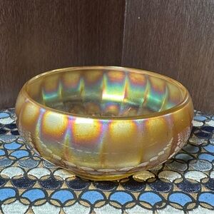 Vintage Marigold Carnival Glass Bowl. Lovely iridescence. Clean Lines.